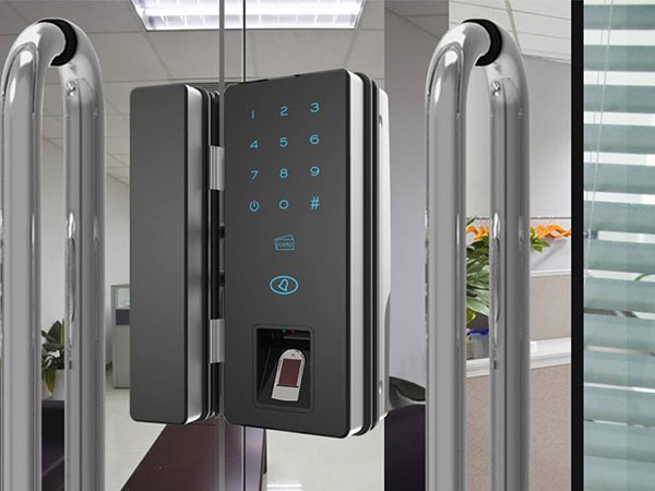 鹰潭市24小时上门开锁公司