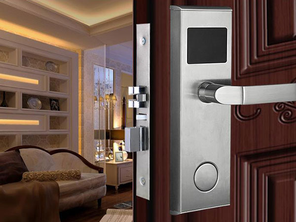 鹰潭市24小时上门开锁公司