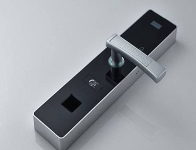 鹰潭市24小时上门开锁公司